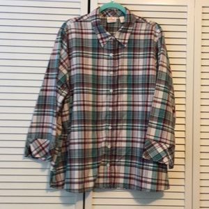 Chic 1X comfort collection plaid shirt. EUC